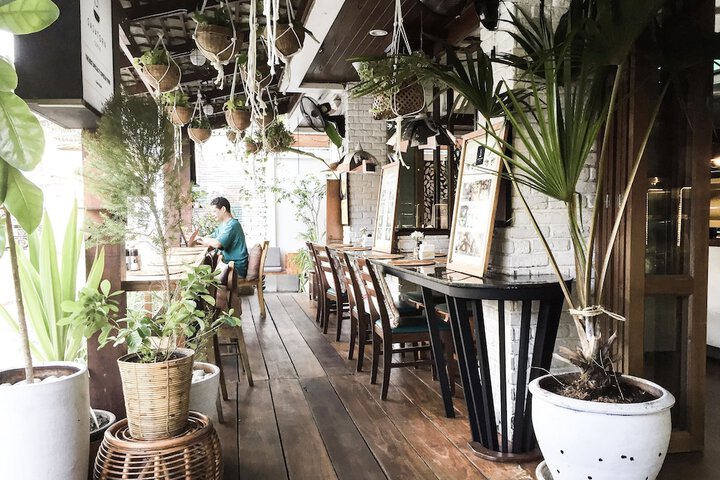 Dining Photos