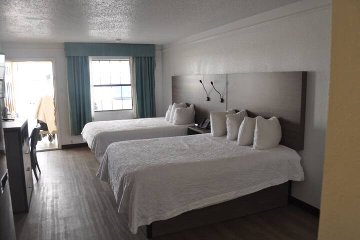 Room 4 of 38