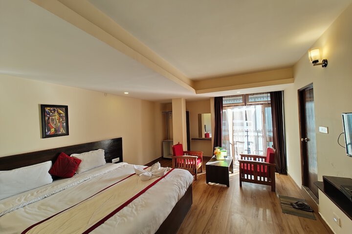 Room 43 of 57