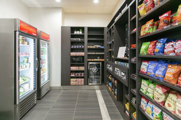 Snack bar