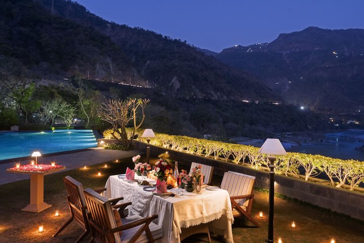 Dining 74 of 78