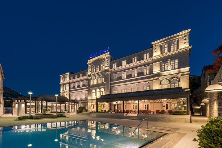 Hotel 145 of 152