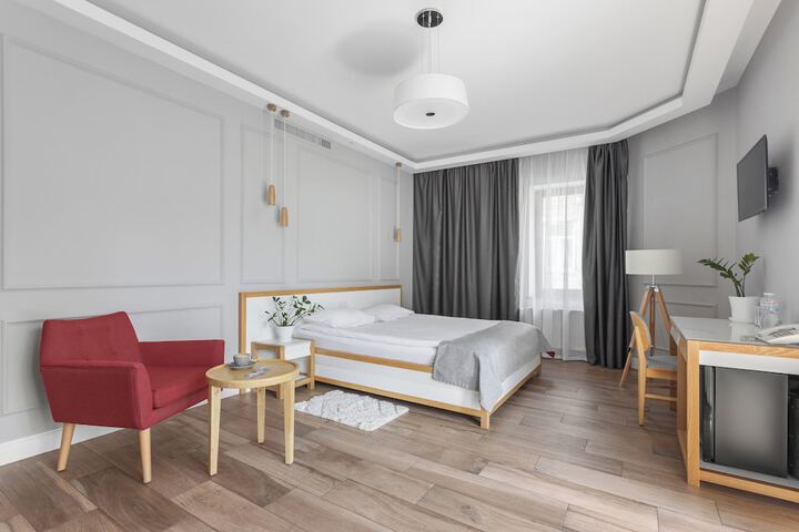 Room 7 of 36