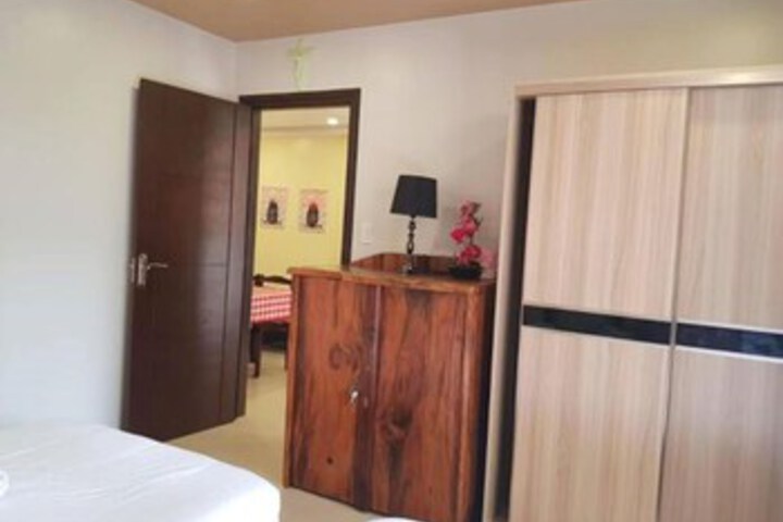 Room 34 of 39