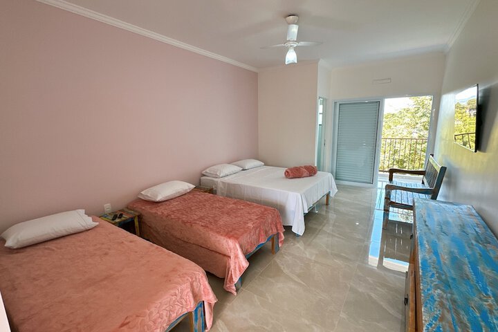 Room 12 of 49