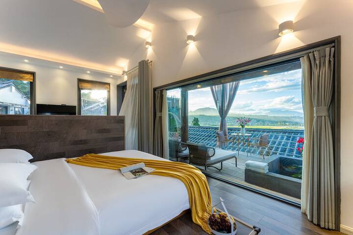 Xinyue Suying Holiday Hotel