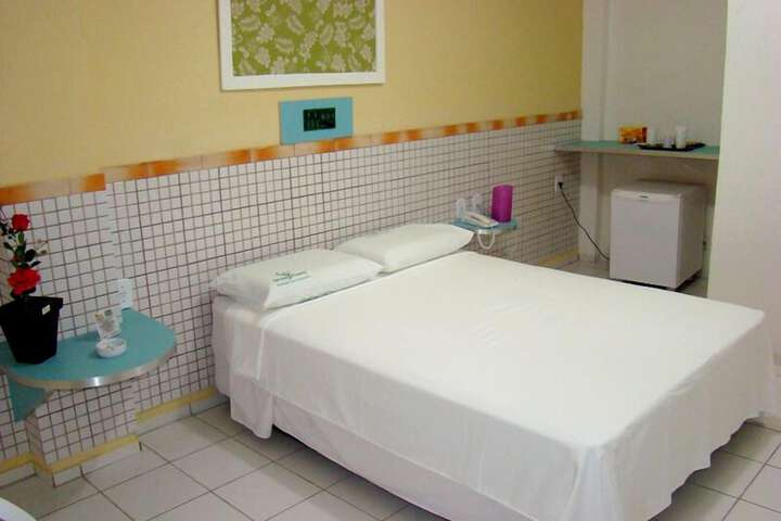 Room 12 of 43