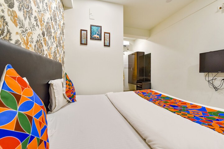 Room 14 of 20