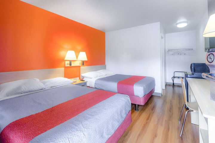 Room 14 of 29