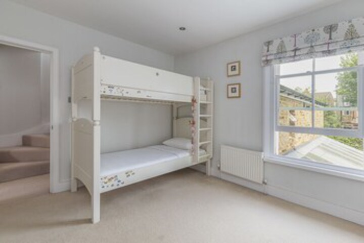 Room 18 of 21