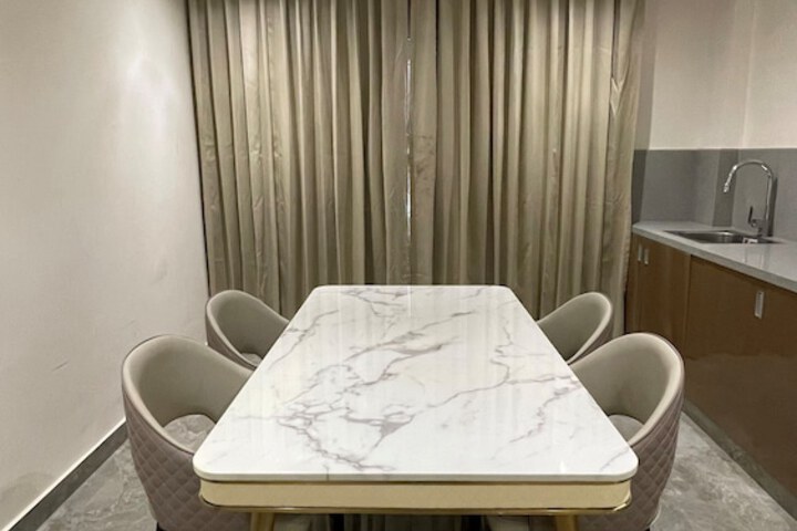 Room 43 of 67