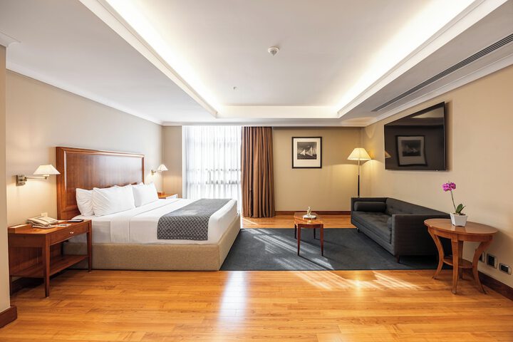 Room 20 of 48