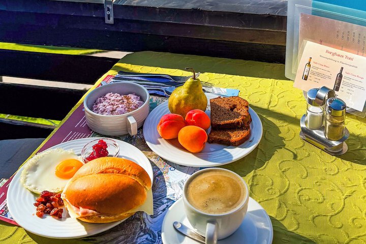Breakfast/Coffee Service 56 of 67