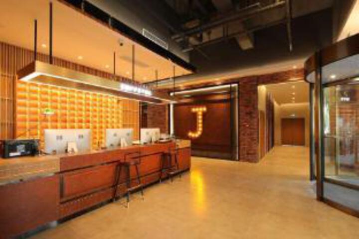 JAMES JOYCE COFFETEL Hotel Kunming Nanping Pedestrian Street store