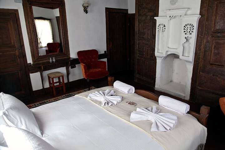 Room 14 of 59