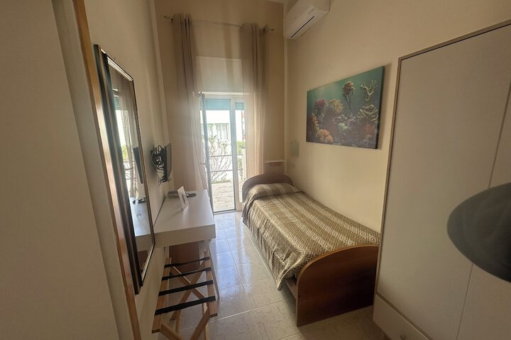 Room 22 of 56