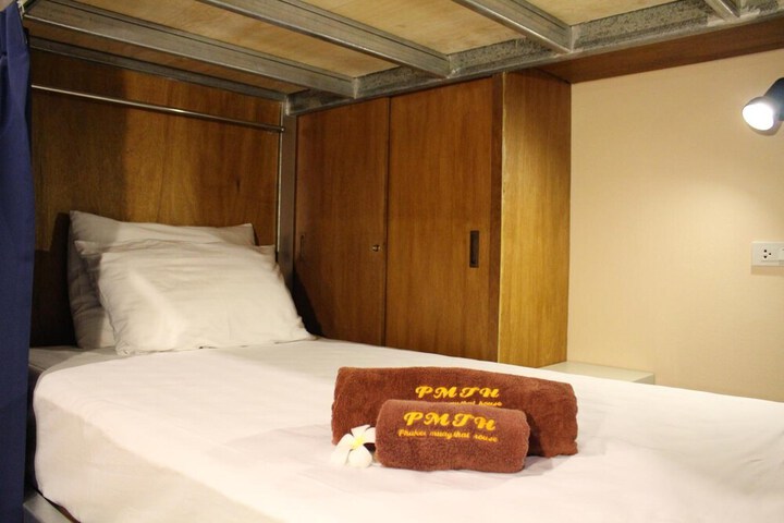 Room 16 of 62