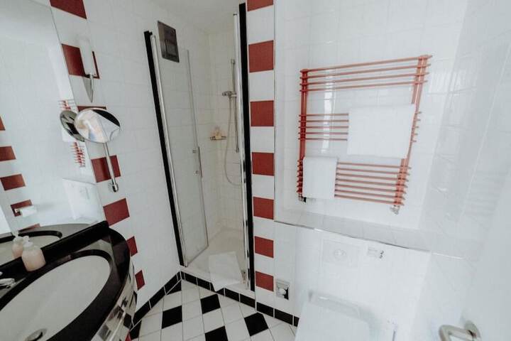 Clean Restrooms