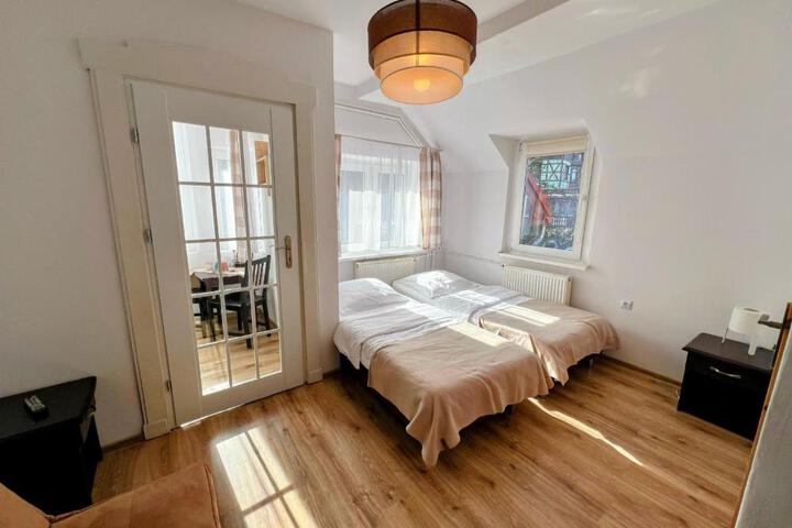 General 7 of 100