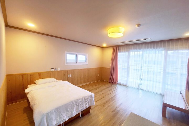 Room 20 of 61