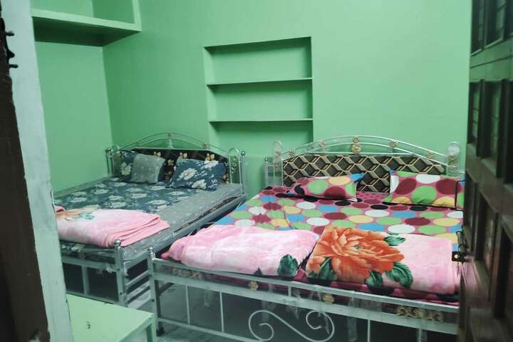 Room 6 of 29