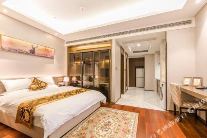 Yuanrong Hotel