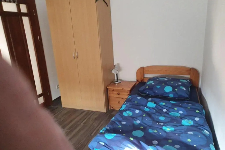 Room 3 of 10