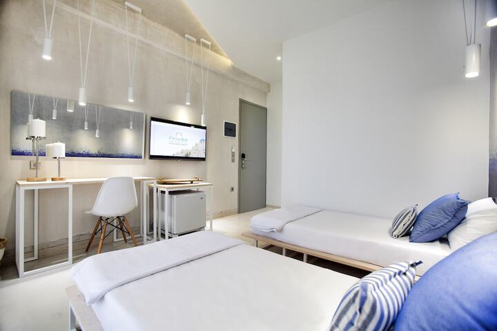 Room 37 of 55