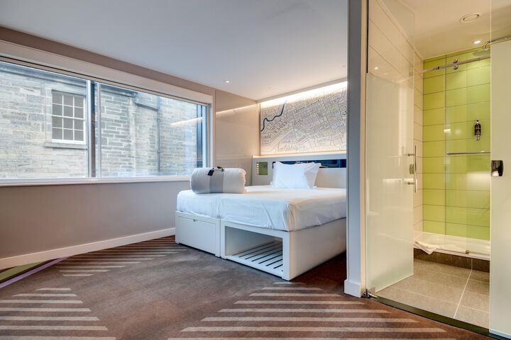Hub by Premier Inn London City Bank