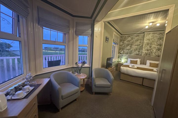 Room 3 of 36