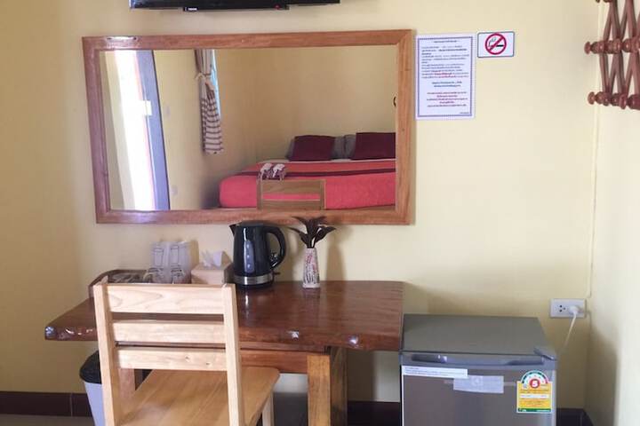 Room 52 of 95