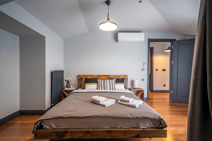 Room 15 of 92