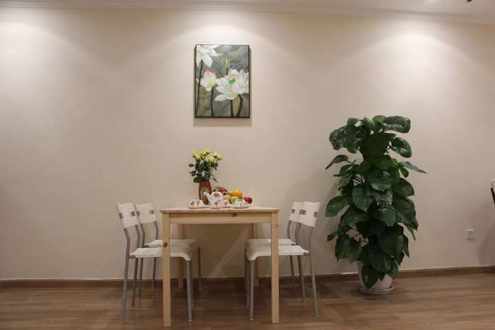 Room 2 of 15