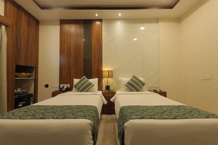 Room 20 of 140