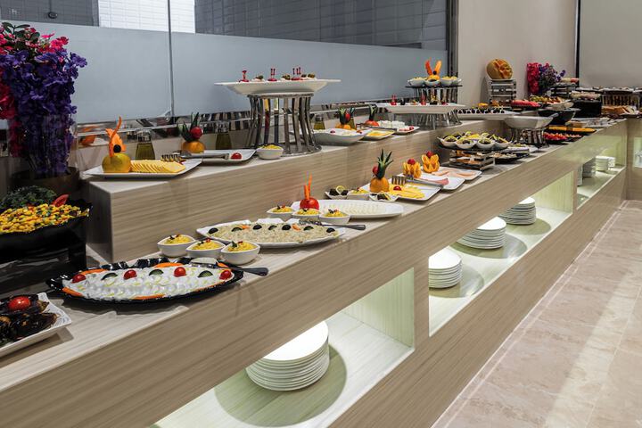 Dining 50 of 54