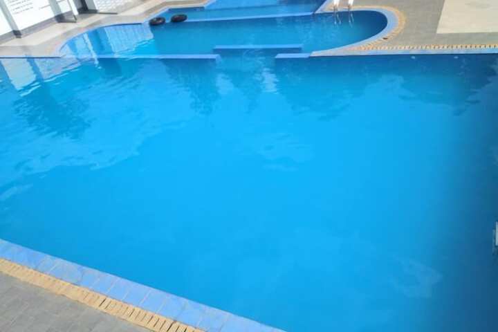 Pool 24 of 80