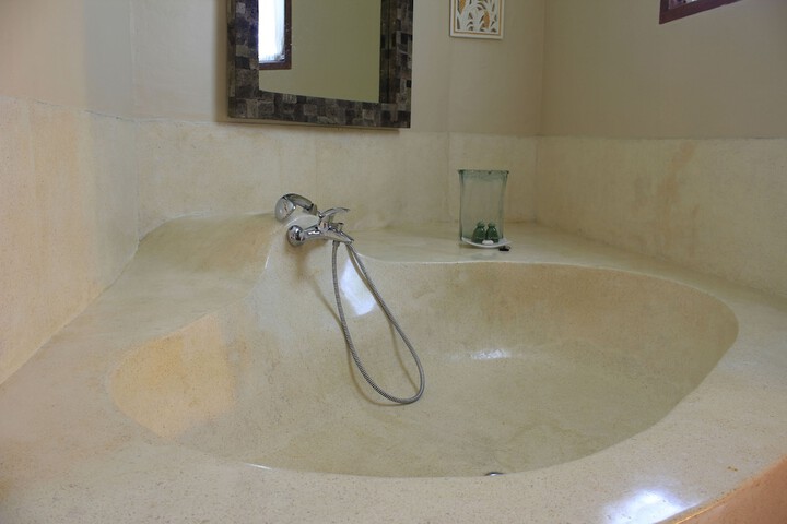 Hot Tub 29 of 81
