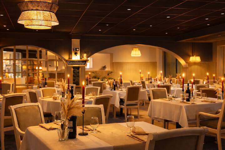 Dining Photos
