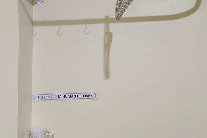 Room 10 of 17