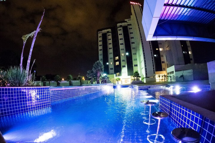 Pool 24 of 72