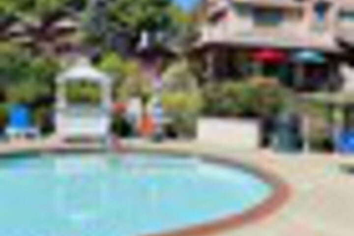 Hotel 329 of 342