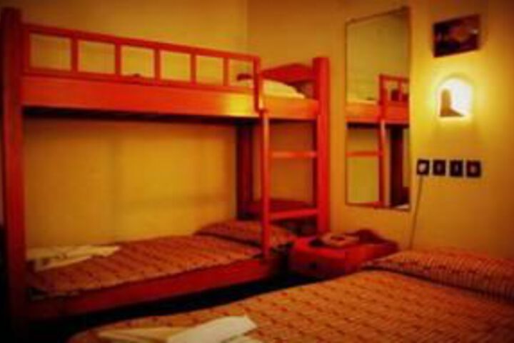Room 6 of 20