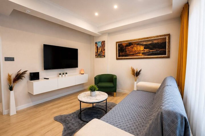 Room 44 of 73