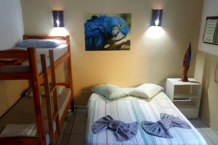 Room 3 of 10