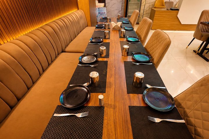 Dining 43 of 51