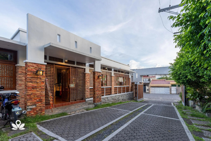 ZEN Rooms Casa Lorenzo Legazpi
