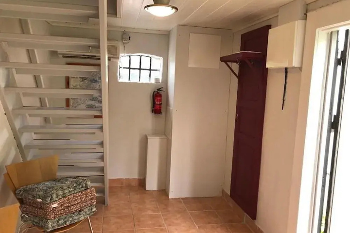 Room 13 of 21