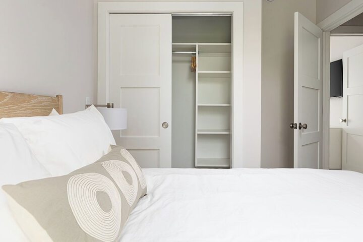 Room 4 of 88