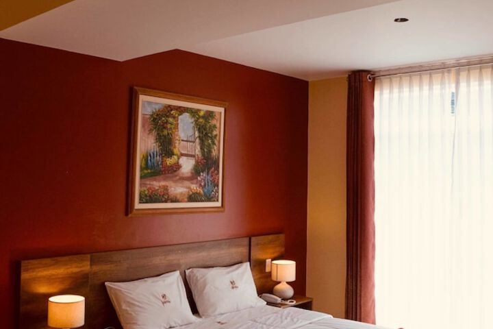 Room 12 of 41