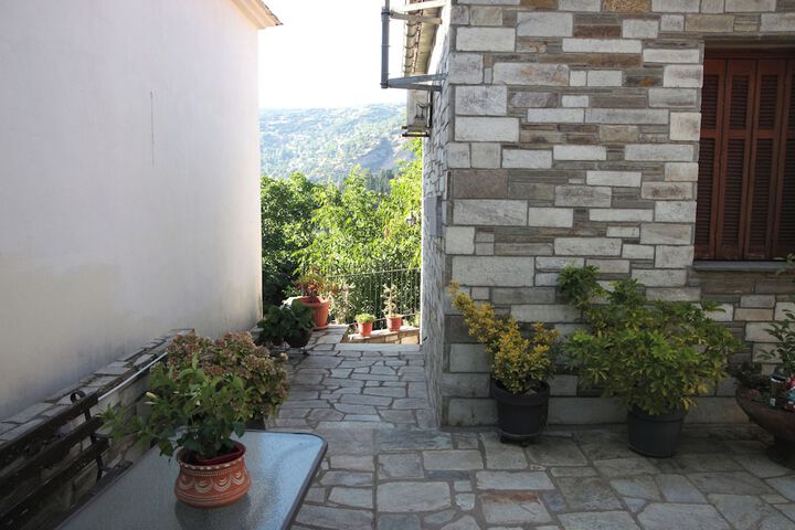 Terrace/Patio 38 of 57